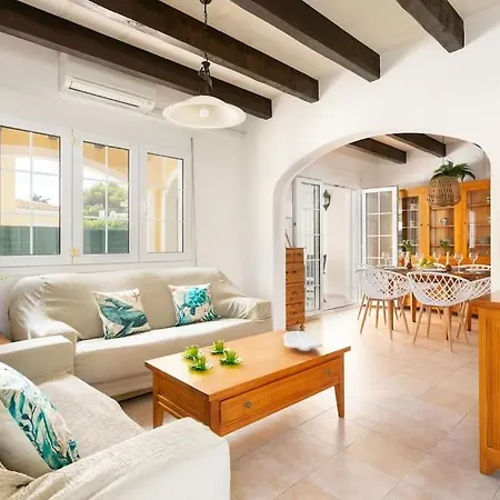 Can Esmo! 6 Hosts, 3 Bedrooms And A Private Pool * Cala'N Bosch (Menorca)