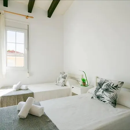 Ferienhaus Can Esmo! 6 Hosts, 3 Bedrooms And A Private Pool